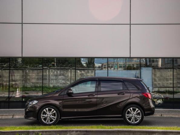 Mercedes-Benz B-Класс II (W246) Рестайлинг с пробегом 2015 года, цена 1 349 000 рублей, 143387 км, хэтчбек, Автокод Объявления