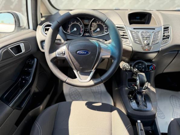 Ford Fiesta Mk6 Рестайлинг с пробегом 2015 года, цена 820 000 рублей, 137400 км, седан, Автокод Объявления