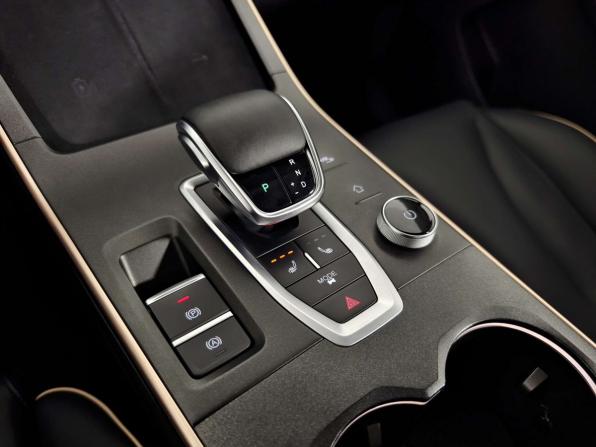 Omoda C5 I с пробегом 2023 года, цена 1 329 000 рублей, 76218 км, внедорожник, Автокод Объявления