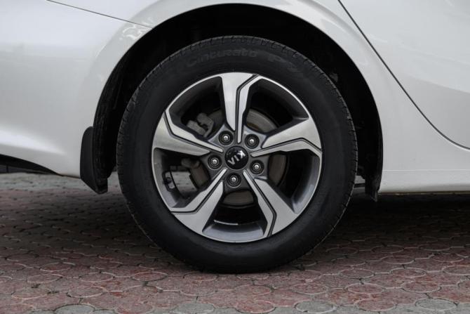 Kia Cerato IV Рестайлинг с пробегом 2021 года, цена 2 079 000 рублей, 81981 км, седан, Автокод Объявления