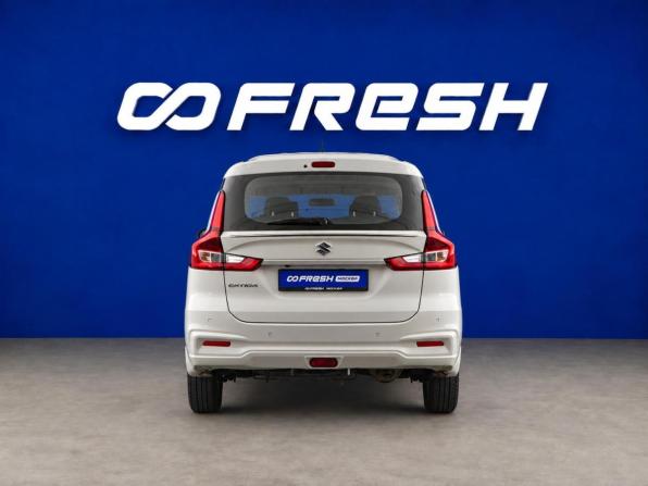 Suzuki Ertiga II Рестайлинг с пробегом 2023 года, цена 1 999 077 рублей, 83371 км, компактвэн, Автокод Объявления