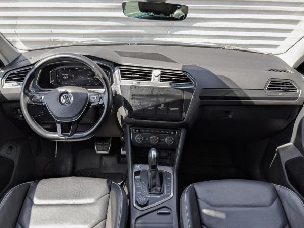 Volkswagen Tiguan II с пробегом 2019 года, цена 2 300 000 рублей, 185000 км, внедорожник, Автокод Объявления