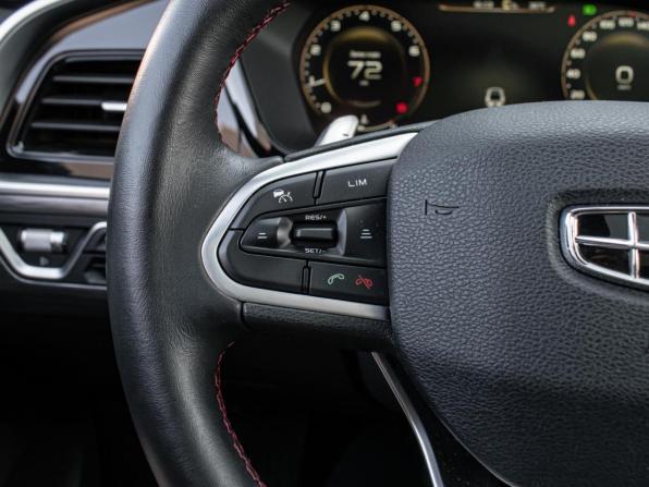 Geely Tugella I Рестайлинг с пробегом 2022 года, цена 2 970 000 рублей, 33808 км, внедорожник, Автокод Объявления