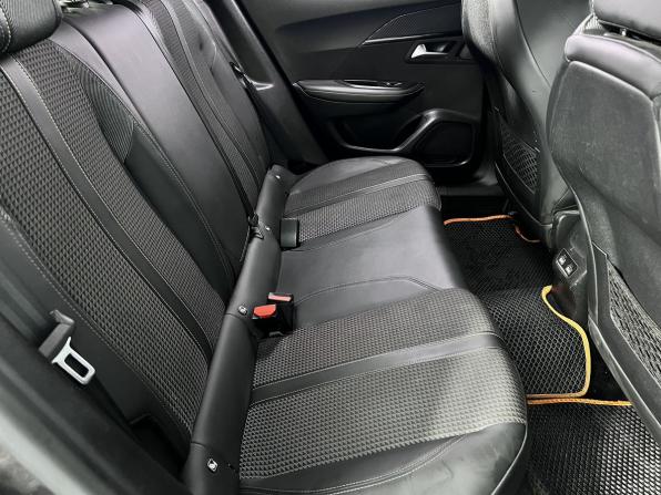 Peugeot 2008 II с пробегом 2020 года, цена 1 720 000 рублей, 164711 км, внедорожник, Автокод Объявления