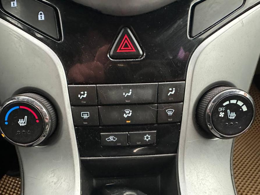 Chevrolet Cruze I Ижевск  - изображение 15