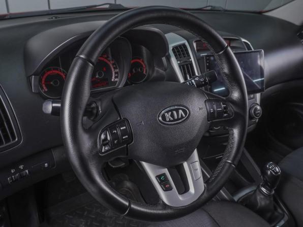Kia Ceed I Рестайлинг с пробегом 2010 года, цена 680 000 рублей, 240252 км, универсал, Автокод Объявления