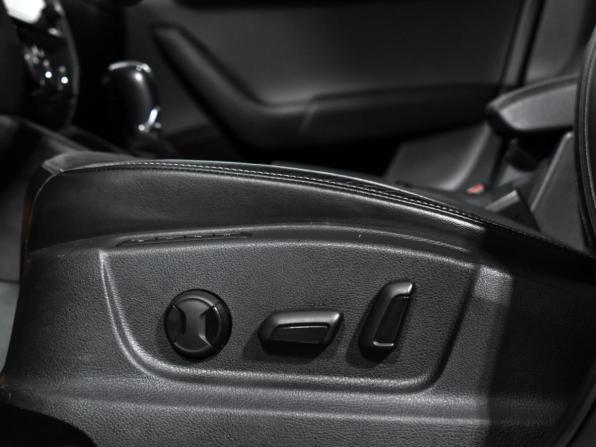 Skoda Octavia III (A7) Рестайлинг с пробегом 2017 года, цена 2 490 000 рублей, 121673 км, универсал, Автокод Объявления