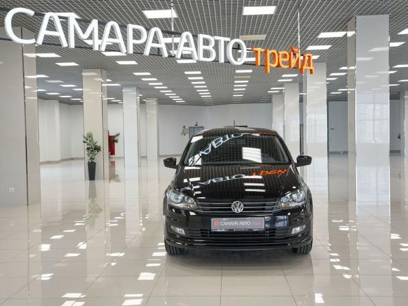 Volkswagen Polo V Рестайлинг с пробегом 2017 года, цена 1 070 000 рублей, 134896 км, седан, Автокод Объявления