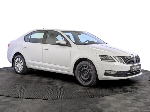 Skoda Octavia III (A7) Рестайлинг с пробегом 2020 года, цена 1 655 000 рублей, 133830 км, лифтбек, Автокод Объявления
