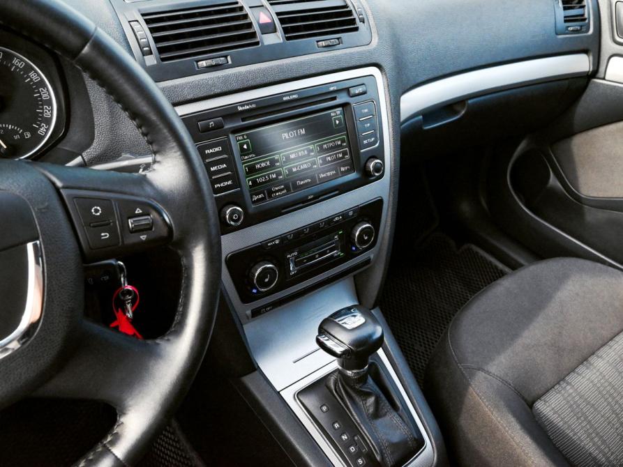 Skoda Octavia II (A5) Рестайлинг Екатеринбург  - изображение 9