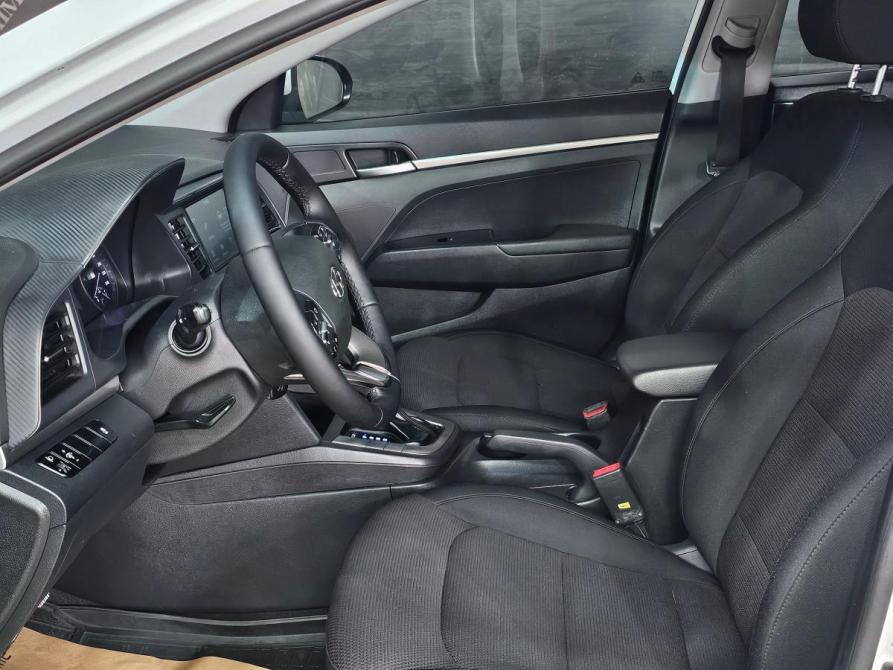 Hyundai Elantra VI (AD) Рестайлинг Краснодар  - изображение 14