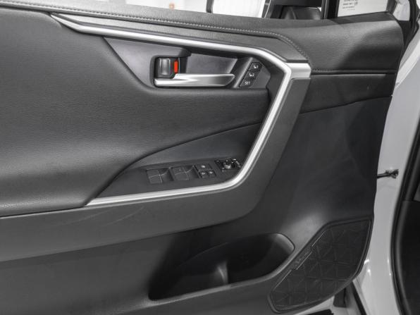 Toyota RAV4 V (XA50) с пробегом 2020 года, цена 3 290 000 рублей, 58512 км, внедорожник, Автокод Объявления
