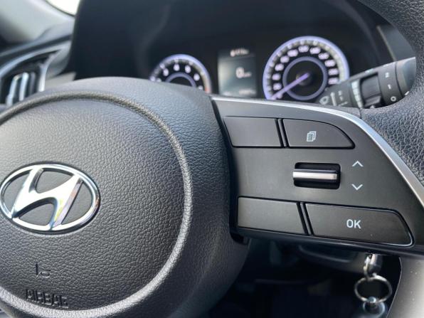 Hyundai Creta II с пробегом 2022 года, цена 1 800 000 рублей, 97006 км, внедорожник, Автокод Объявления
