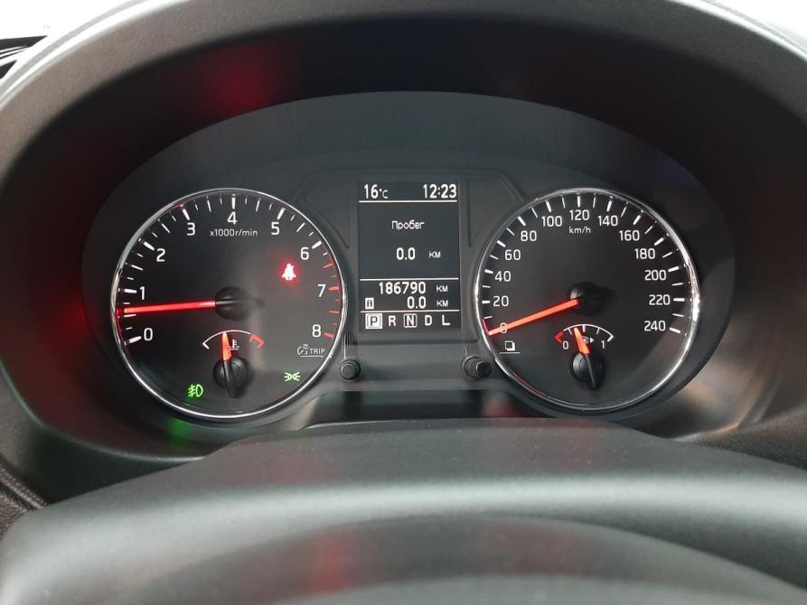 Nissan X-Trail II Рестайлинг Москва  - изображение 8