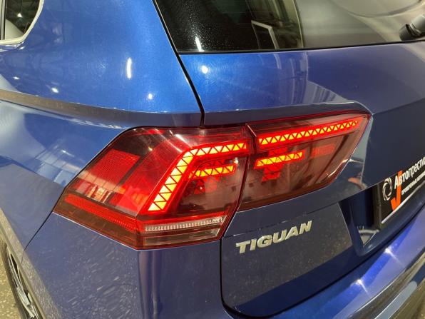 Volkswagen Tiguan II с пробегом 2018 года, цена 2 425 000 рублей, 104000 км, внедорожник, Автокод Объявления
