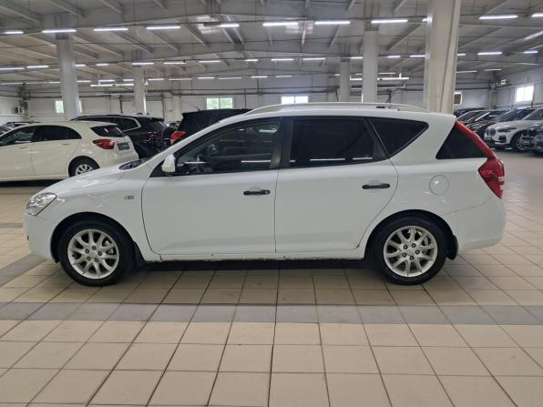 Kia Ceed I с пробегом 2009 года, цена 590 000 рублей, 262002 км, универсал, Автокод Объявления