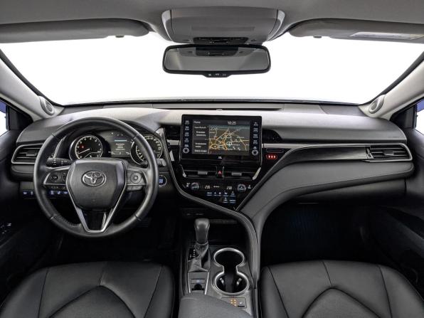 Toyota Camry VIII (XV70) Рестайлинг с пробегом 2022 года, цена 2 900 000 рублей, 110323 км, седан, Автокод Объявления