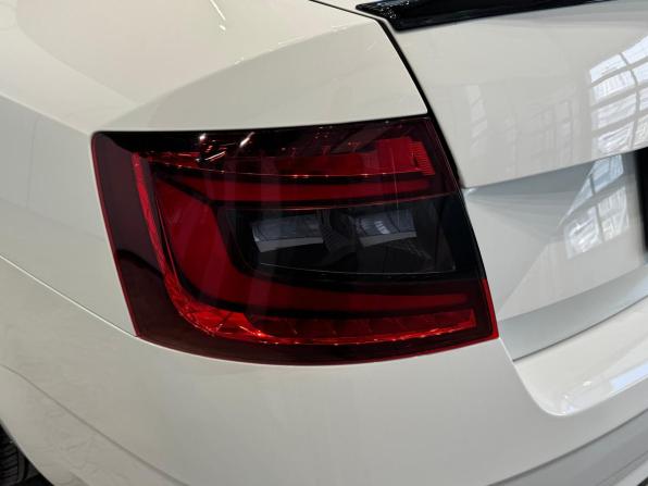 Skoda Octavia III (A7) Рестайлинг с пробегом 2018 года, цена 1 869 000 рублей, 158000 км, лифтбек, Автокод Объявления