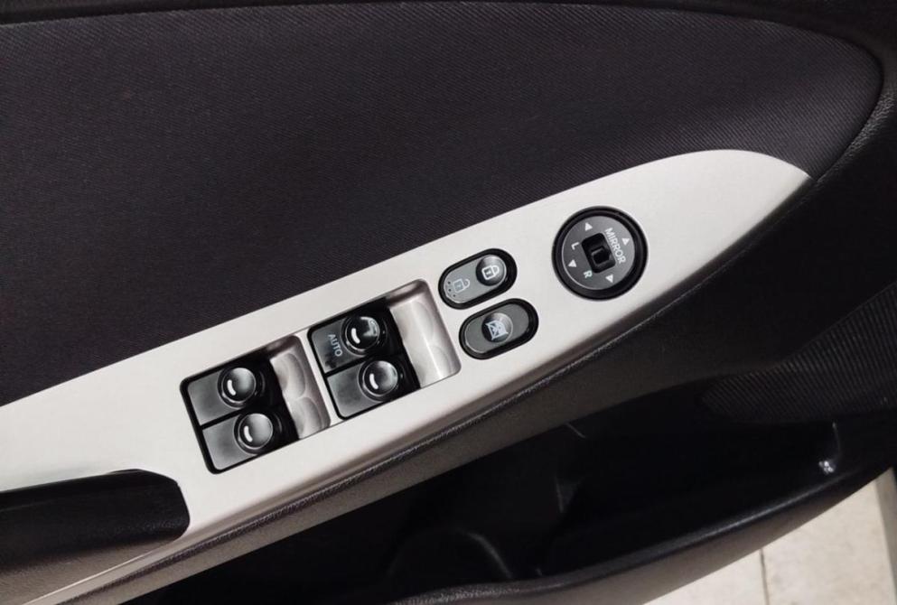 Hyundai Solaris I Рестайлинг Саратов  - изображение 19