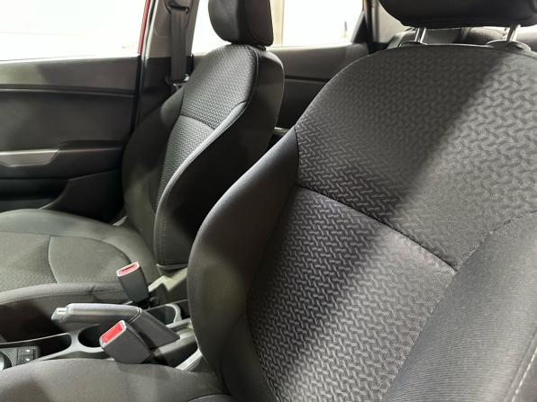 Kia Rio III Рестайлинг с пробегом 2015 года, цена 1 349 900 рублей, 21000 км, седан, Автокод Объявления