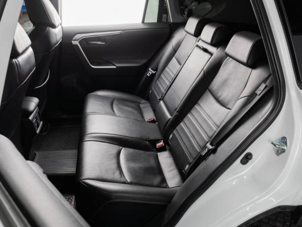 Toyota RAV4 V (XA50) с пробегом 2021 года, цена 3 399 000 рублей, 102121 км, внедорожник, Автокод Объявления