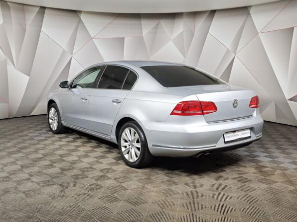 Volkswagen Passat B7 с пробегом 2011 года, цена 895 000 рублей, 205932 км, седан, Автокод Объявления