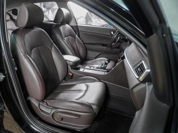 Kia Optima IV Рестайлинг с пробегом 2019 года, цена 1 999 000 рублей, 136984 км, седан, Автокод Объявления