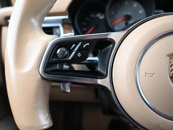 Porsche Macan I с пробегом 2015 года, цена 2 469 000 рублей, 109078 км, внедорожник, Автокод Объявления