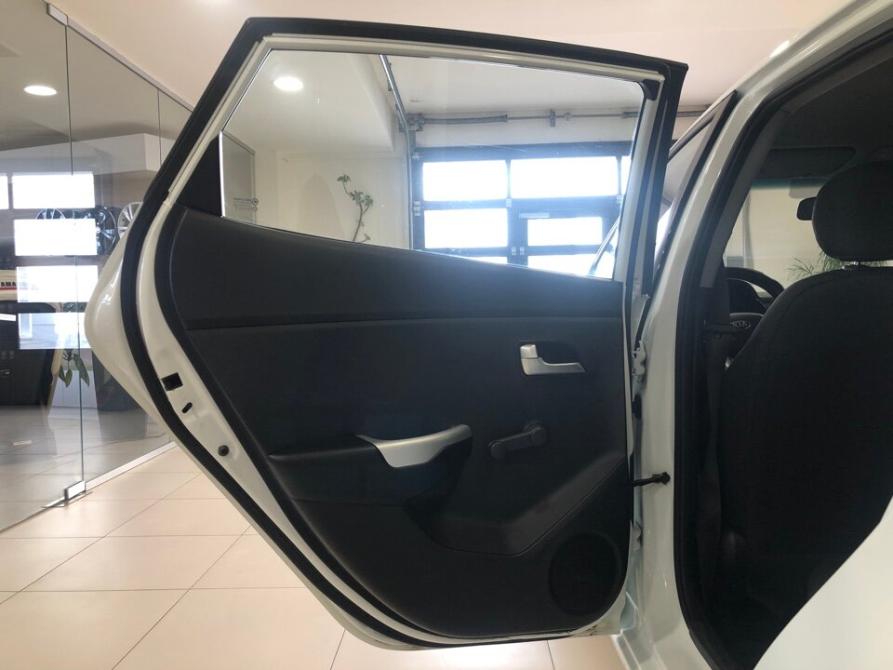 Kia Rio III Астрахань  - изображение 11