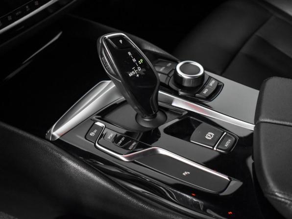BMW 5 серии VII (G30/G31/G38) с пробегом 2019 года, цена 2 848 900 рублей, 129490 км, седан, Автокод Объявления