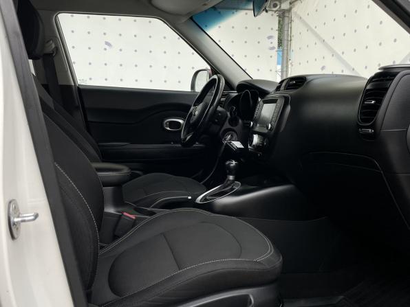 Kia Soul II Рестайлинг с пробегом 2018 года, цена 1 580 000 рублей, 98833 км, хэтчбек, Автокод Объявления