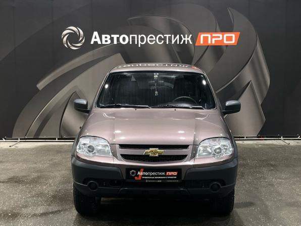 Chevrolet Niva I Рестайлинг с пробегом 2017 года, цена 700 000 рублей, 184178 км, внедорожник, Автокод Объявления