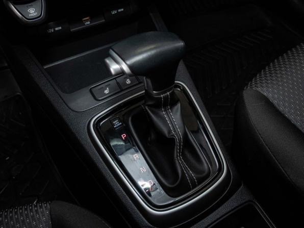 Kia Rio IV Рестайлинг с пробегом 2021 года, цена 2 033 000 рублей, 21254 км, хэтчбек, Автокод Объявления