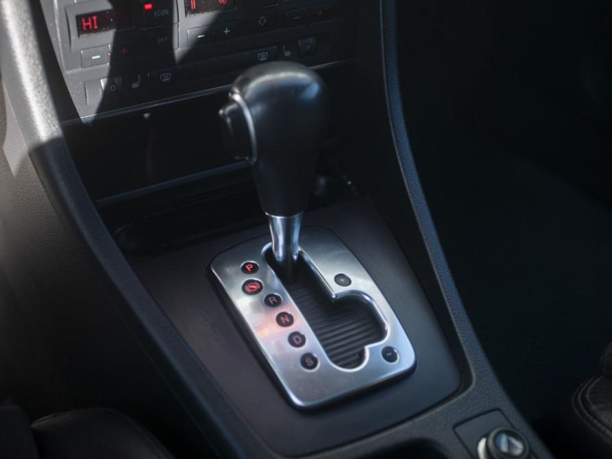 Audi A4 III (B7) Курган  - изображение 20