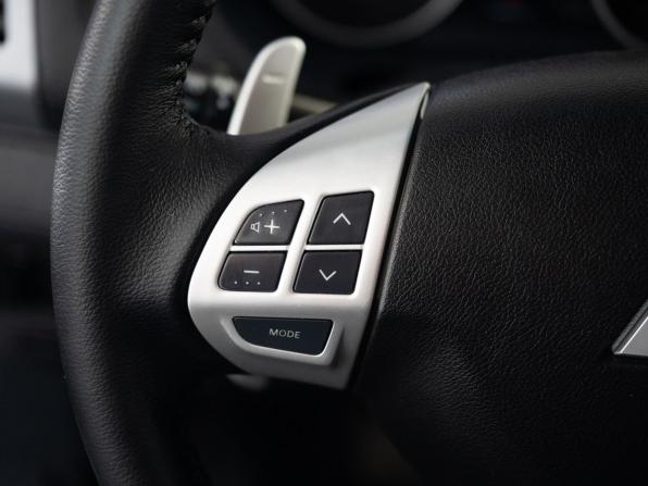 Mitsubishi Outlander II Рестайлинг с пробегом 2011 года, цена 1 095 500 рублей, 240655 км, внедорожник, Автокод Объявления