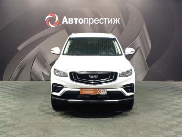 Geely Atlas Pro с пробегом 2024 года, цена 2 020 000 рублей, 28136 км, внедорожник, Автокод Объявления