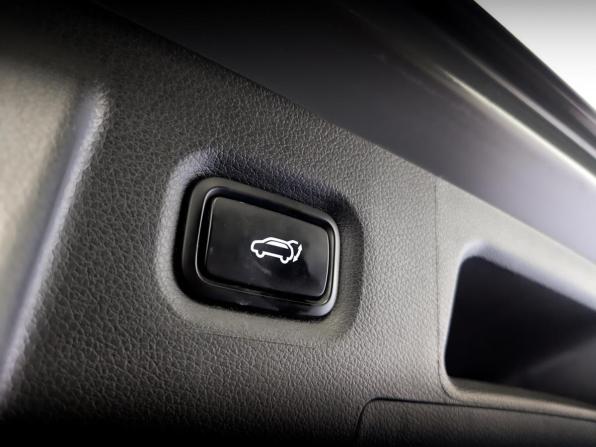 Hyundai Santa Fe IV Рестайлинг с пробегом 2022 года, цена 4 450 000 рублей, 49970 км, внедорожник, Автокод Объявления