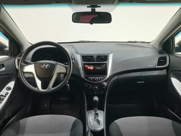Hyundai Solaris I с пробегом 2011 года, цена 780 000 рублей, 132960 км, седан, Автокод Объявления
