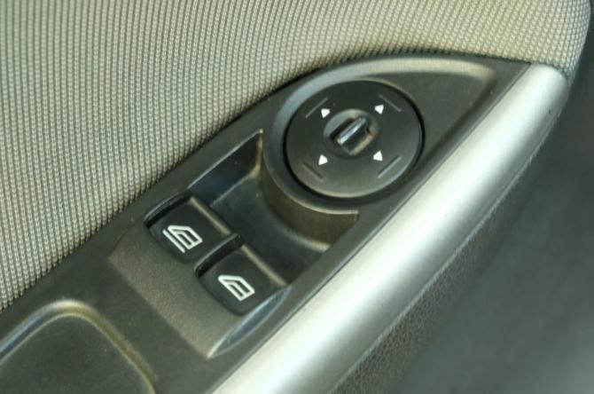 Ford Focus III с пробегом 2012 года, цена 599 000 рублей, 282000 км, седан, Автокод Объявления