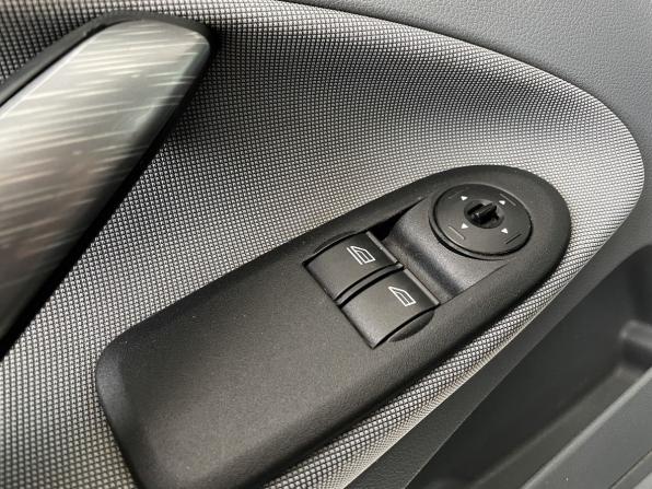 Ford C-MAX I Рестайлинг с пробегом 2007 года, цена 425 000 рублей, 264020 км, компактвэн, Автокод Объявления