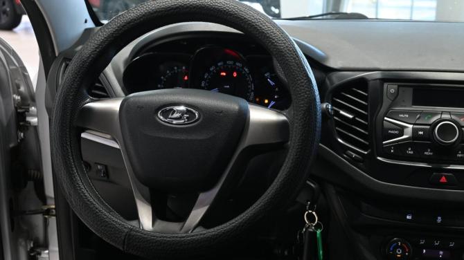 Lada (ВАЗ) Vesta I с пробегом 2017 года, цена 695 000 рублей, 127131 км, седан, Автокод Объявления