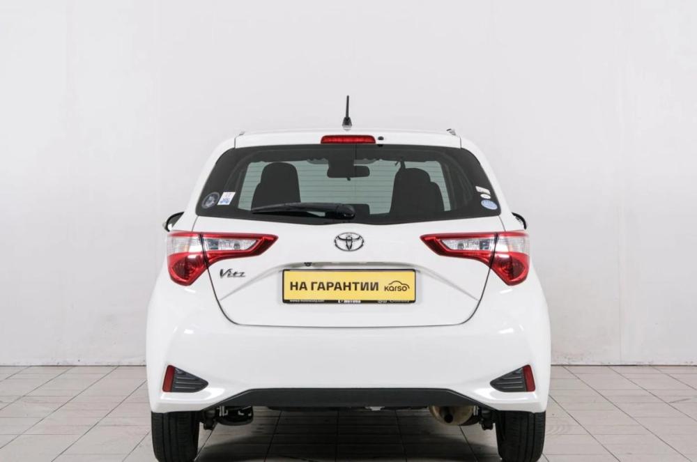 Toyota Vitz III (XP130) Рестайлинг 2 Красноярск  - изображение 6