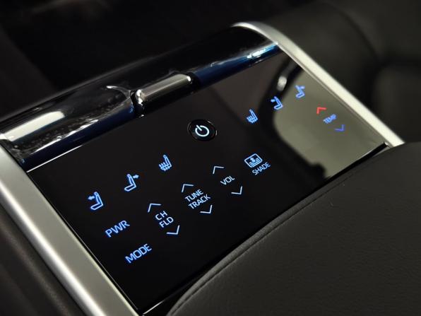 Toyota Camry VIII (XV70) с пробегом 2018 года, цена 2 515 000 рублей, 98698 км, седан, Автокод Объявления
