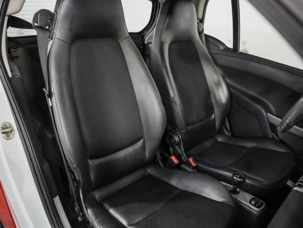 Smart Fortwo II с пробегом 2013 года, цена 619 000 рублей, 183871 км, хэтчбек, Автокод Объявления
