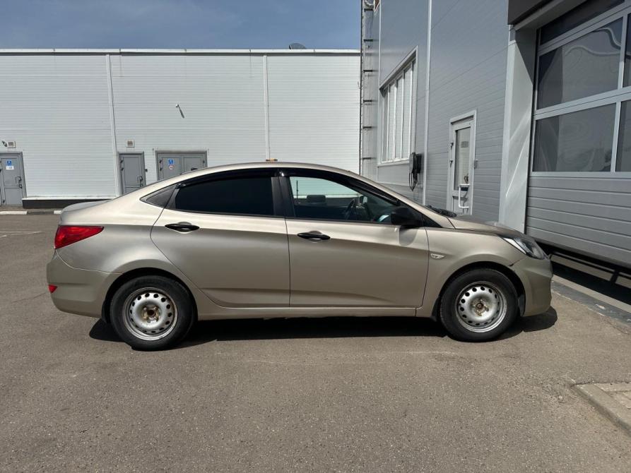 Hyundai Solaris I Москва  - изображение 4