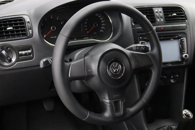Volkswagen Polo V с пробегом 2011 года, цена 555 550 рублей, 220739 км, седан, Автокод Объявления