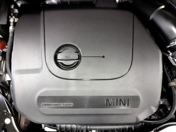 Mini Hatch III (F55/F56) Рестайлинг с пробегом 2019 года, цена 1 915 000 рублей, 42925 км, хэтчбек, Автокод Объявления