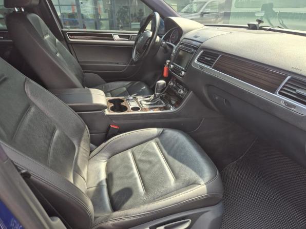 Volkswagen Touareg II Рестайлинг с пробегом 2014 года, цена 2 460 000 рублей, 225473 км, внедорожник, Автокод Объявления