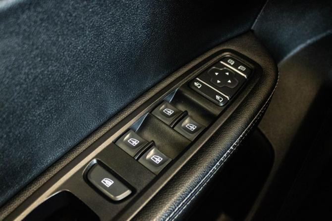 Renault Arkana I с пробегом 2019 года, цена 1 349 000 рублей, 98405 км, внедорожник, Автокод Объявления