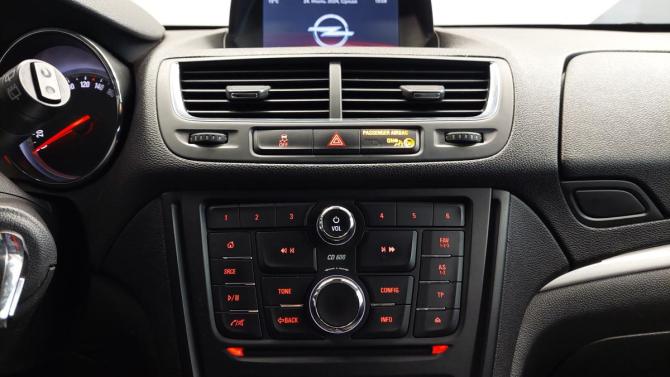 Opel Mokka I с пробегом 2013 года, цена 970 000 рублей, 115600 км, внедорожник, Автокод Объявления